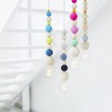 Lampe suspension perles bois laine feutrée Aveva Design Wow Lamp gris noir