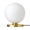 broste copenhagen caspa lampe a poser boule blanche laiton