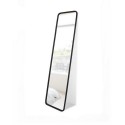 umbra hub grand miroir rectangulaire a poser au sol
