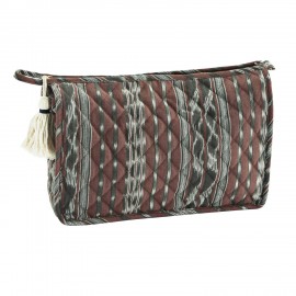 trousse de toilette matelassee tissu ikat marron pompon madam stoltz