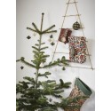 sapin de noel design metal dore a suspendre sur mur madam stolta