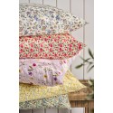 housse de coussin floral rouge rose ib laursen
