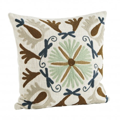 housse de coussin brode motif persan floral madam stoltz